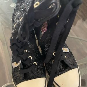 Daddy’s money by sketchers